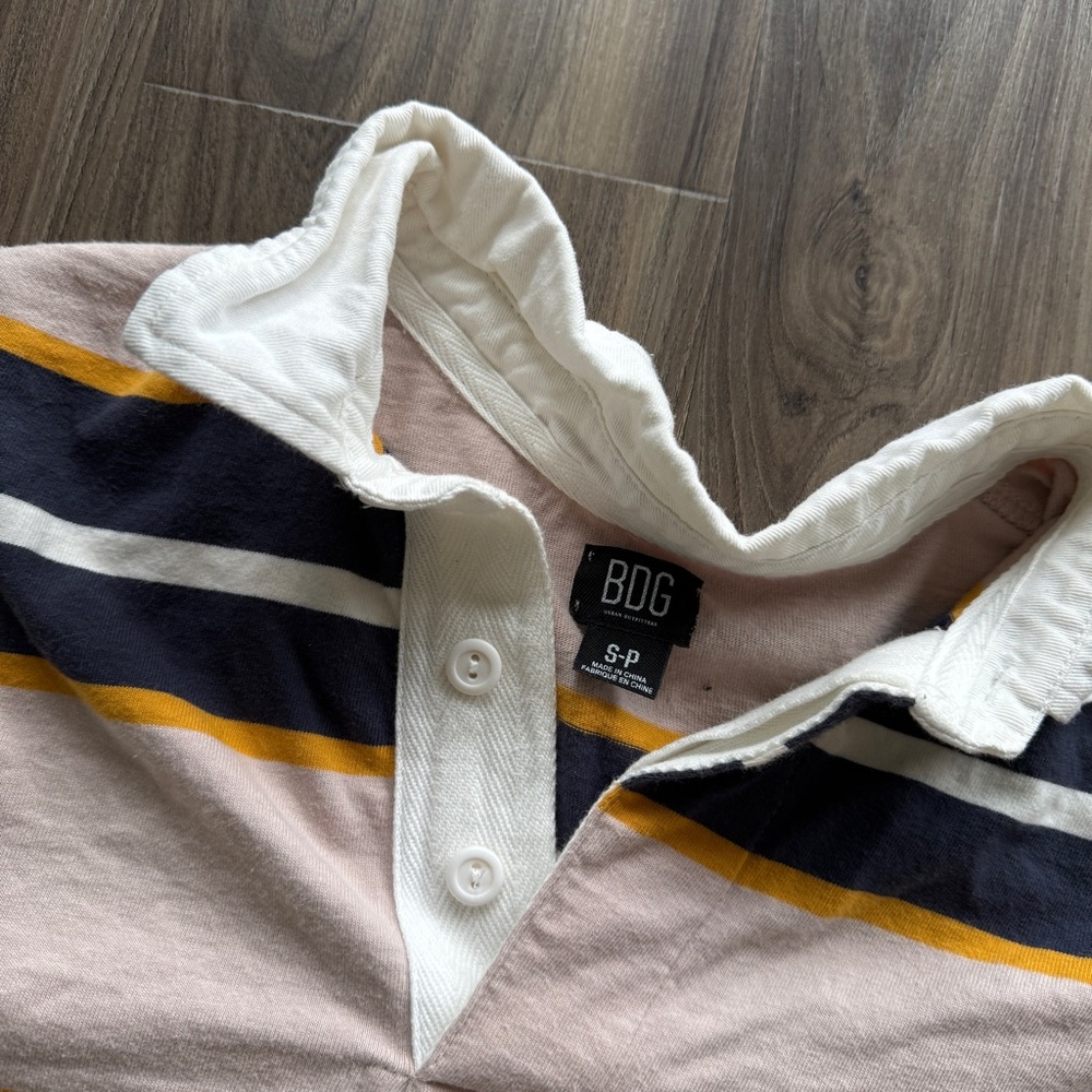 Urban Outfitters Top - Picture 3 of 3